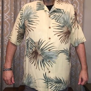 Men's "Caribbean" Brand 100% Silk Medium Button Up